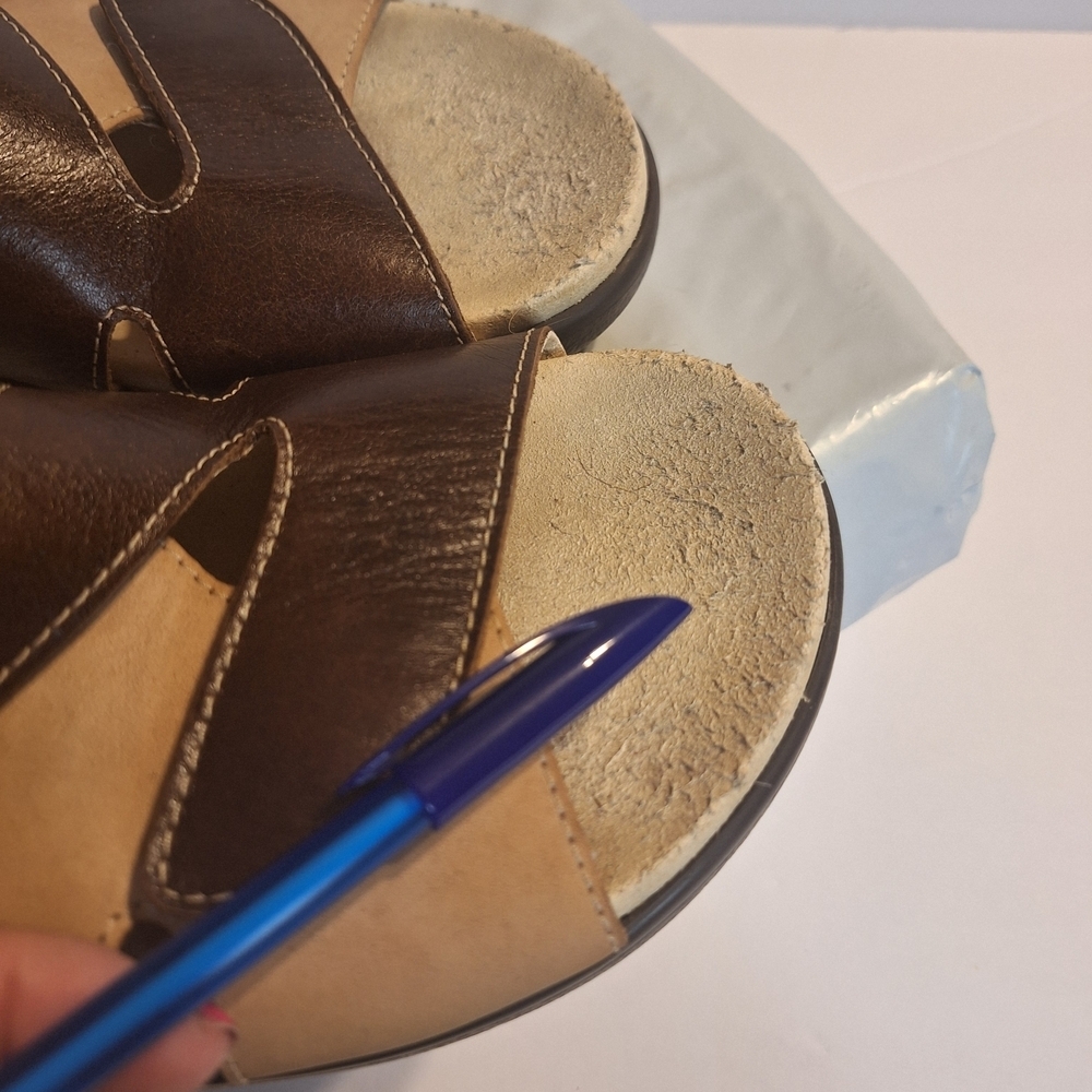 SAS Huggy Leather Women's Sandals in Brown and Tan. Size 9.5 - Picture 6 of 12